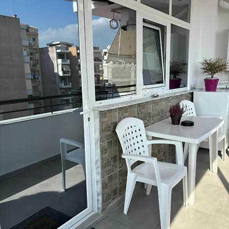 η βεράντα Thessaloniki